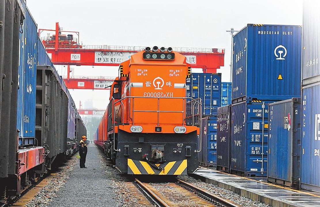 During the National Day holiday, the cargo overcarriage of China-Europe freight trains has reached 3,500 TEU